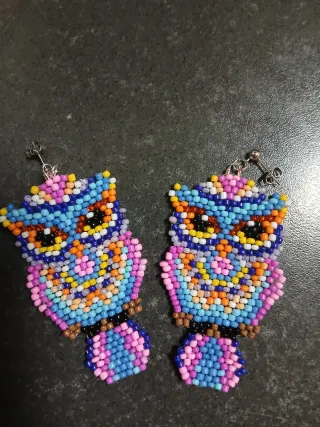 Pendientes artesanales multicolor