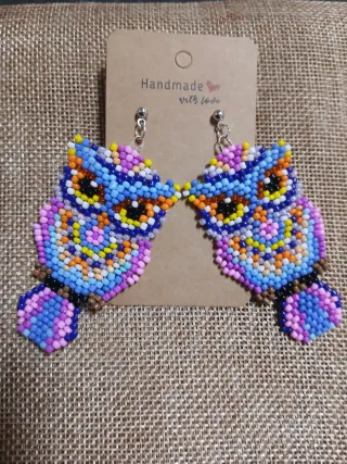 Pendientes artesanales multicolor