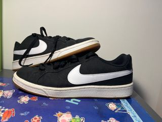 Zapatillas Nike Negras y Blancas