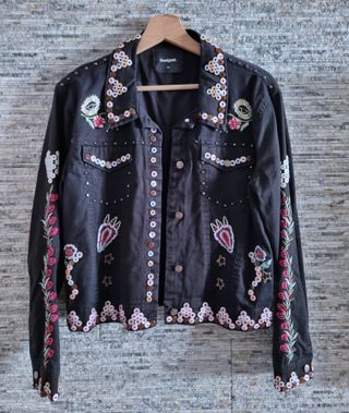 Chaqueta Desigual Negra Talla 46 Bordada