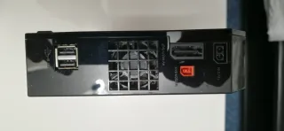 Nintendo Wii Negra y Cable Alimentación.