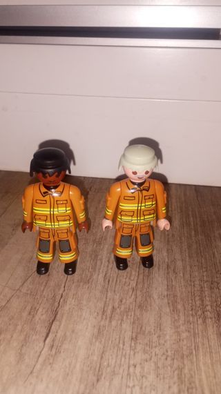 Camión de bomberos Playmobil con figuras