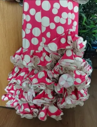 Vestido flamenca rosa chicle y lunares bla