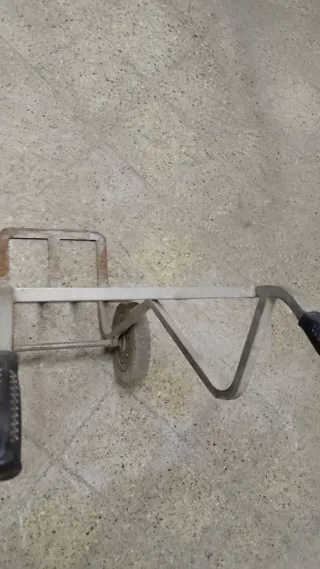 Carretilla de carga no plegable