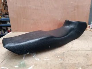 Asiento Honda VF750