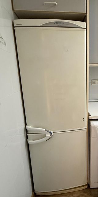 Nevera Daewoo No Frost 170cm