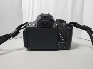 Canon EOS 700D (Por favor lea/Perfavore leggere)
