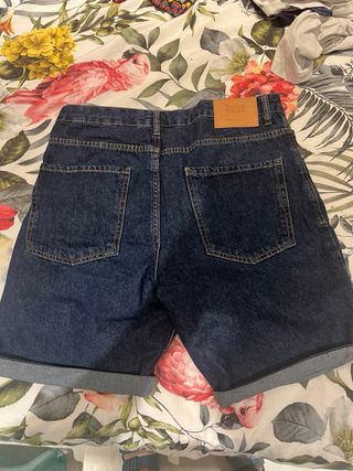 Pantalon vaquero corto