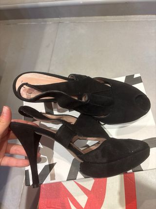 Tacones Gloria Ortiz Negros
