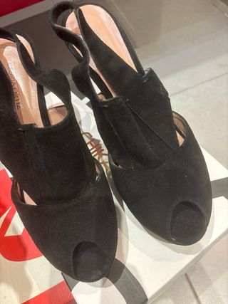 Tacones Gloria Ortiz Negros