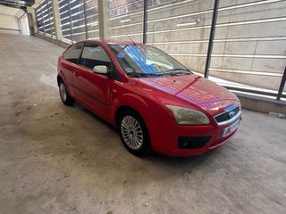 Ford Focus 2007 290.000klm pegatina 🟡
