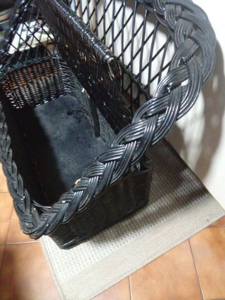 Baúlito de mimbre negro para restaurar