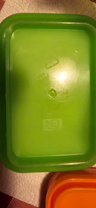 Set contenitori per alimenti. Ottimi.