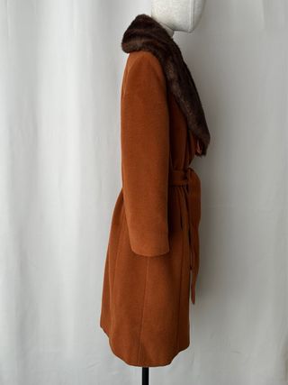 Cappotto in lana mohair con colletto in pelo chic vintage