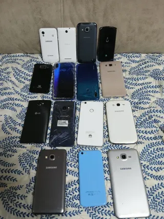 Lote 15 móviles Apple, LG, Samsung, Sony