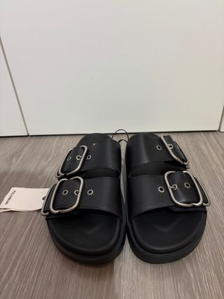 Sandalias Pull&Bear negras talla 36