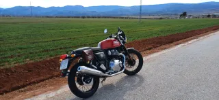 Royal Enfield Continental GT 650 Roja