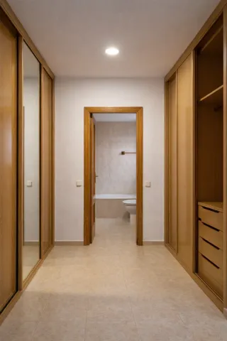 Chalet adosado de 200m2 con jardín y garaje