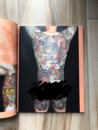 Revista Dragon Tattoos