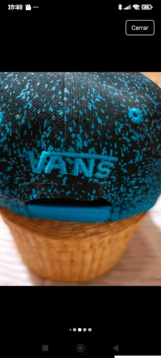 Gorra bordada Vans