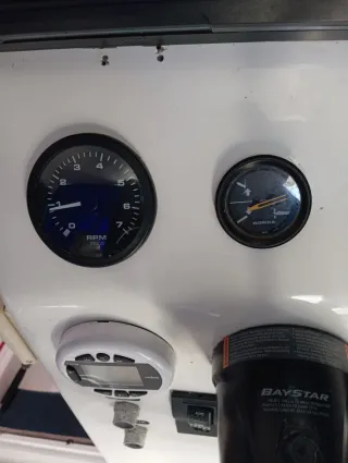 Motor fuerabora honda 115i para reparara