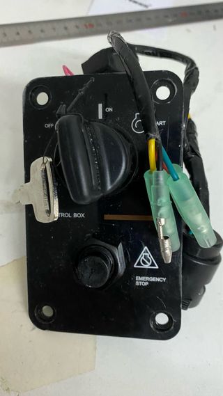 PANEL SIMPLE fuera borda YAMAHA 704