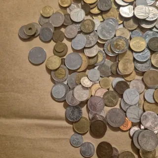 Lotto monete miste mondo 1,42 kg