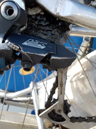 Bicicleta de montaña KONA KAHUNA