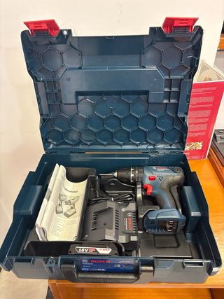 Taladro Bosch Profesional + Maletín