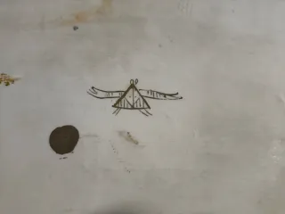 Antigua bandeja de cerámica con chinoserias.