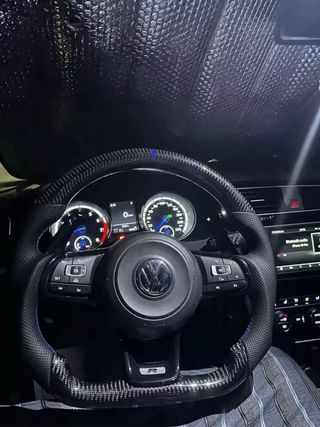 Volante Carbono Golf 7 R/GTI/GTD