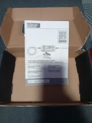 Cargador baterías coche,moto