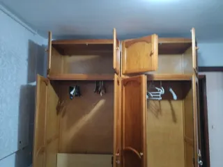 2 Armarios de madera