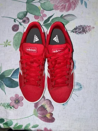 Zapatillas Adidas Rojas y Blancas
