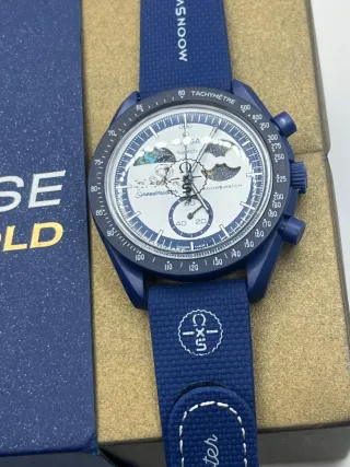 Swatch MoonSwatch Mission to Earthphase gold