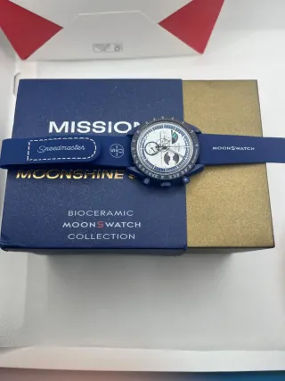 Swatch MoonSwatch Mission to Earthphase gold
