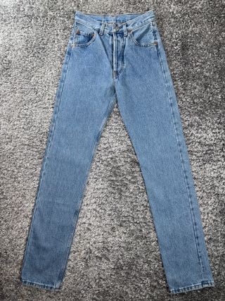 Levi's 501 Vintage Mujer 1994 USA W27 L36 Nuevo