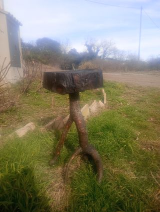 Taburete alto tipo soporte ideal decoración jardin