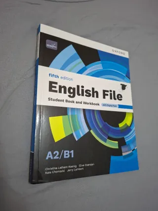 English File 5th Edition A2/B1. Student's Book ...