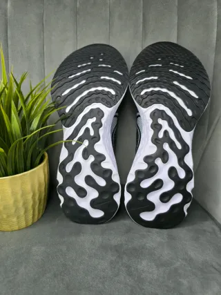 Nike React Infinity Run Flyknit Running Walking