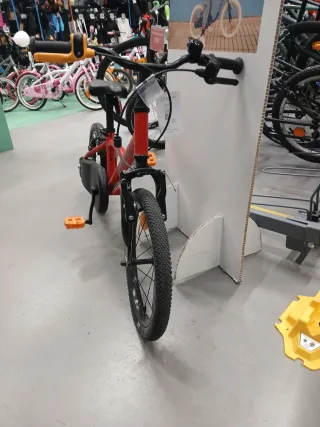 Bicicleta infantil B'twin Discover 500 roja