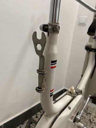 Bicicleta estática BH