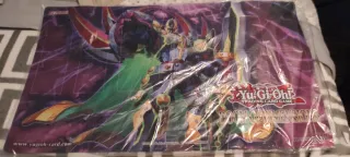 Yugioh playmat de Doom of Dimension