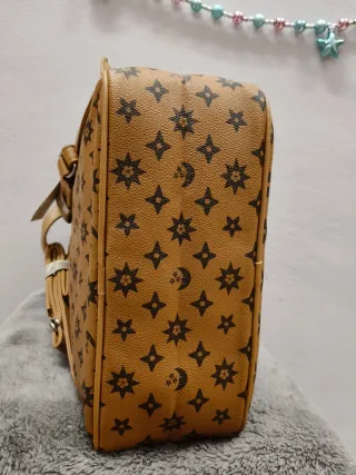 Zaino marrone chiaro nuovo con cartellino grande