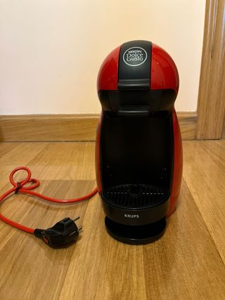 Cafetera Krups Dolce Gusto Roja