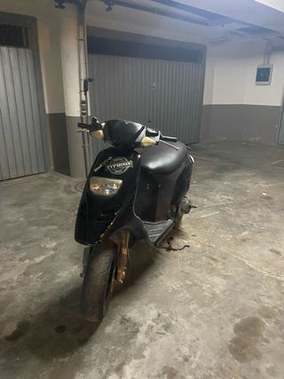 Piaggio Typhoon 49cc Scooter