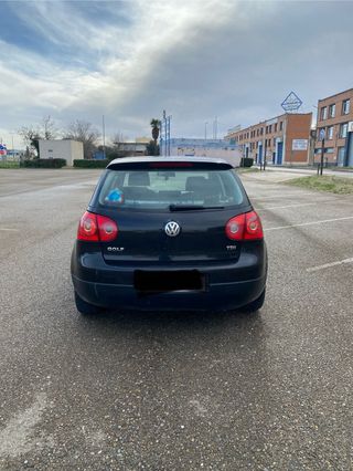 Volkswagen Golf V 1.9 TDI