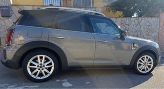 Vendo o cambio por Llantas 18” Mini con neumáticos