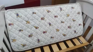 Cuna Alondra colecho, colchón, edredón, etc