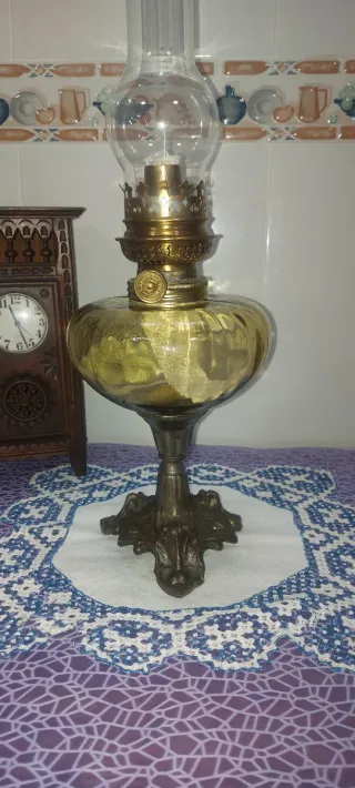 PRECIOSO QUINQUE MUY ANTIGUO DE PROCEDENCIA FRANCE